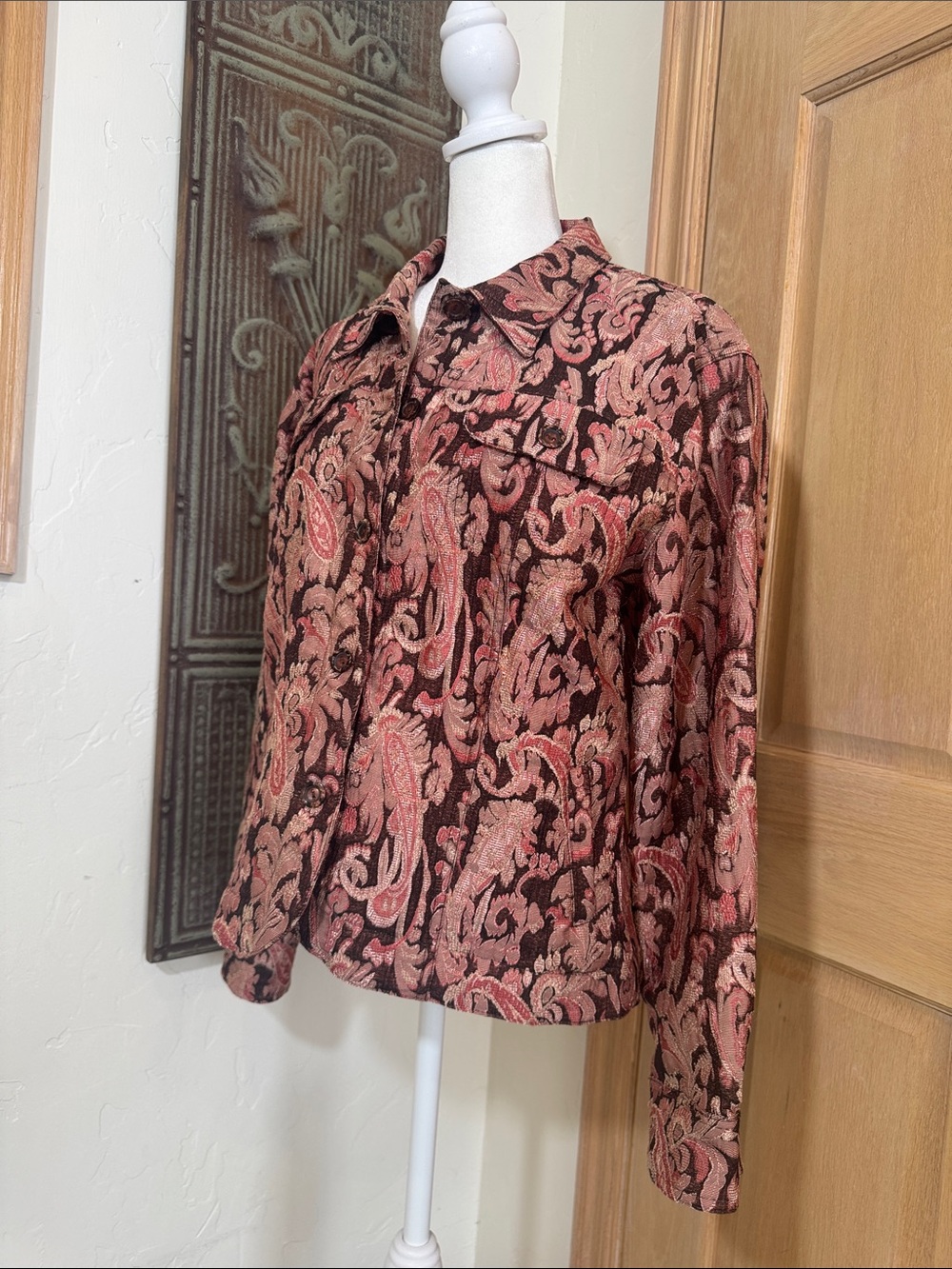 Acorn Vintage Tapestry Jacket – Paisley Floral Pattern - Picture 2 of 4